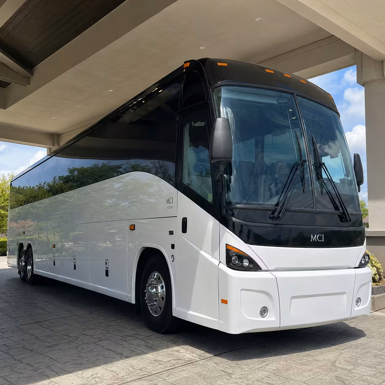 book employee transportation in brentwood or any city nearby