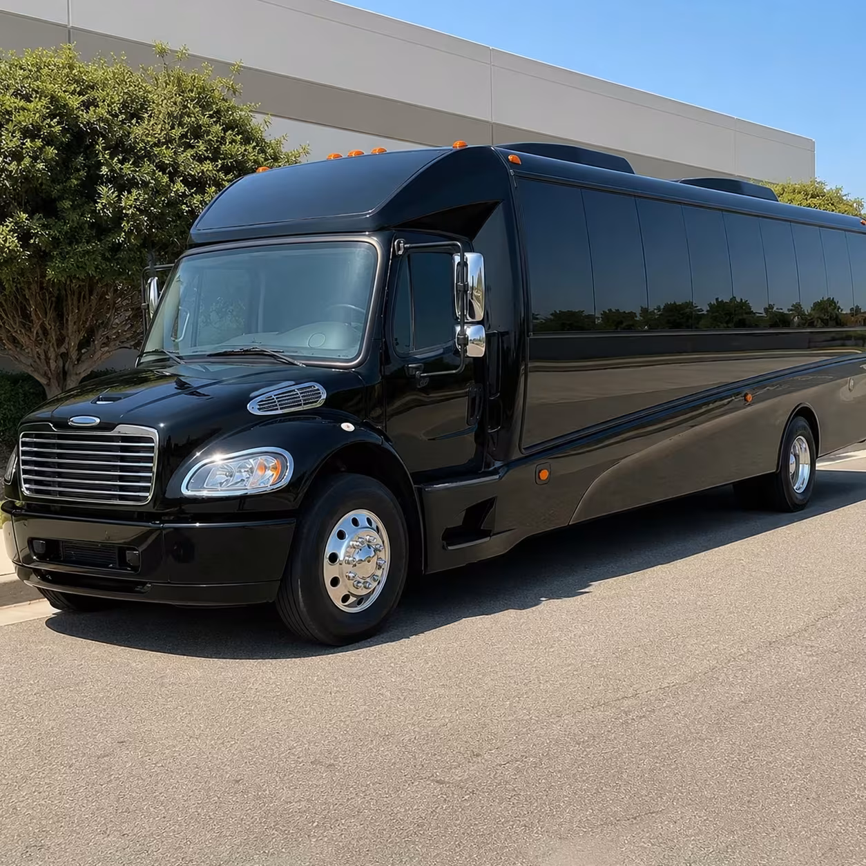 brentwood 28 passenger minibus rental