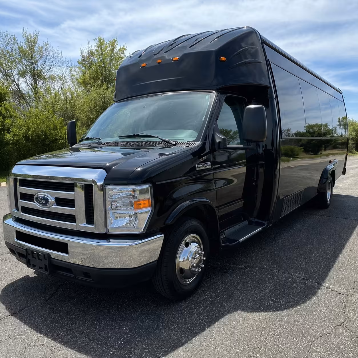 brentwood party bus rentals for prom night