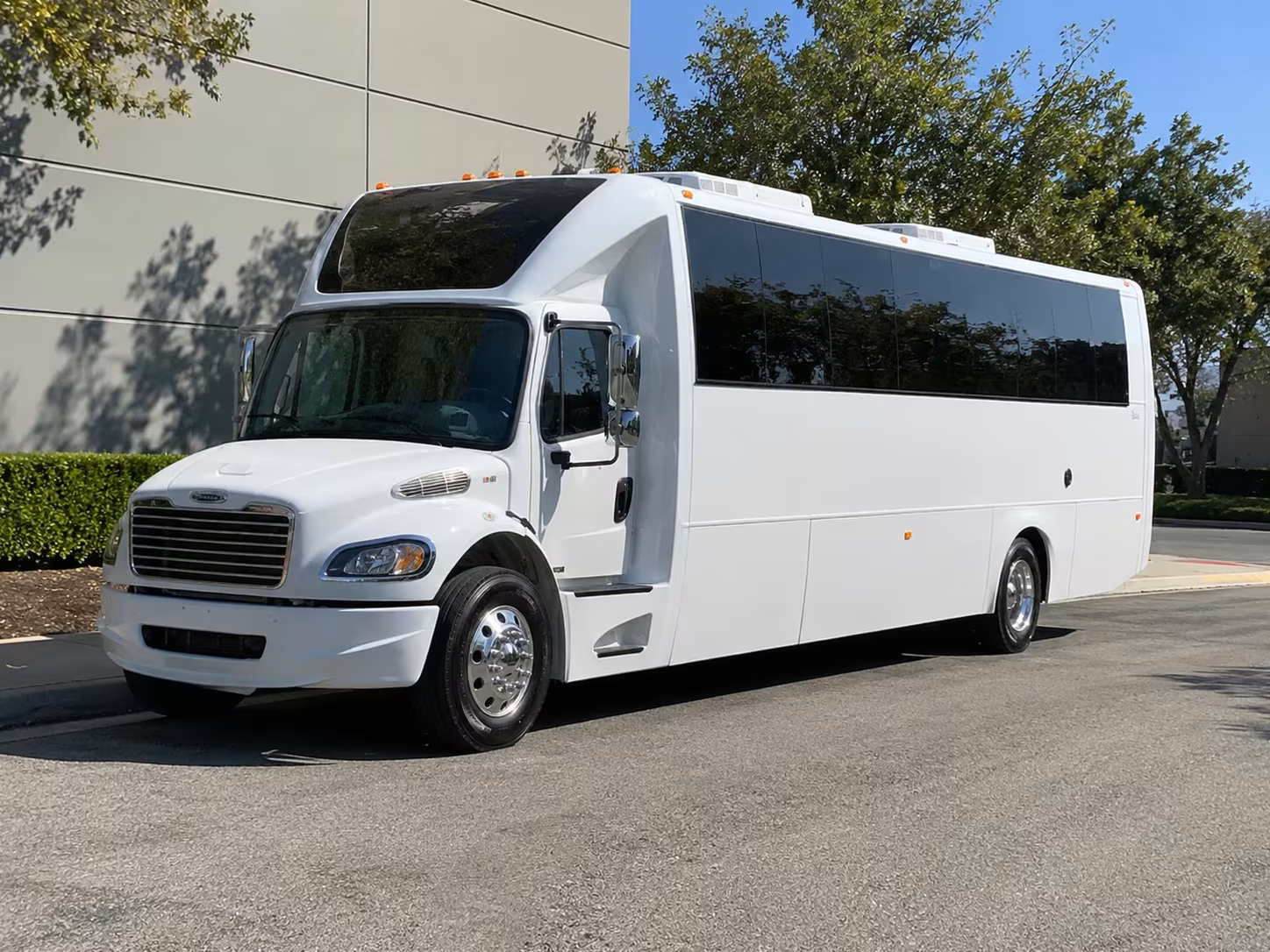 party buses for brentwood concerts games and private events