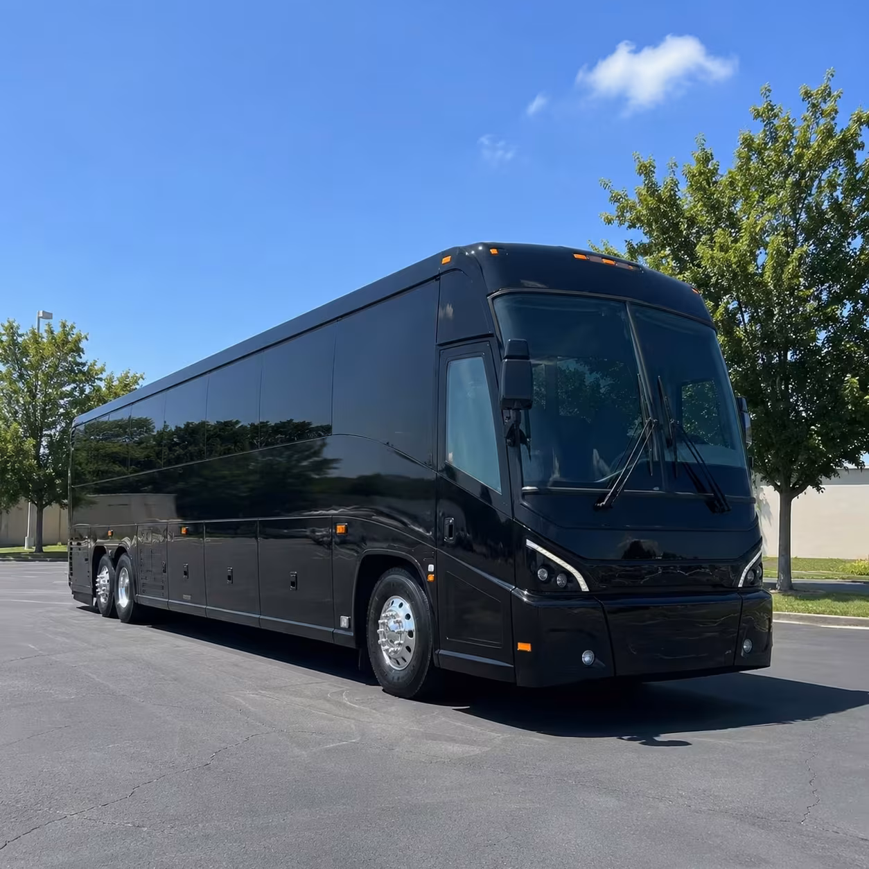 recurring government shuttle buses in brentwood