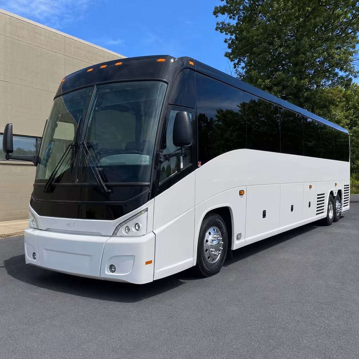 youth group retreat bus rentals in brentwood